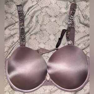 Victoria’s Secret Very Sexy Bombshell shine strap push up bra size 34DD